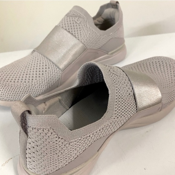 Looking to buy APL Bliss Techloom shoes - Picture 1 of 2